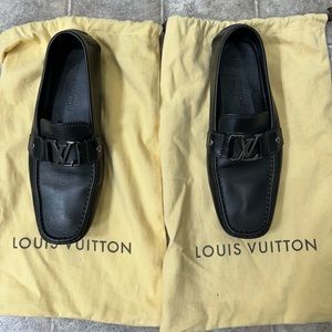 Louis Vuitton men's size 44 (European) / 10 (US) black leather moccasins